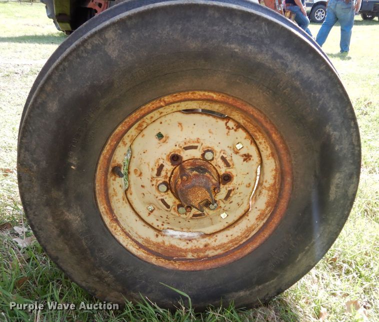 image for item DK0352 John Deere 4010  tractor