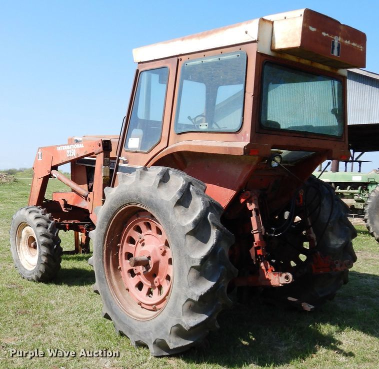 image for item DK0353 International F1586  tractor