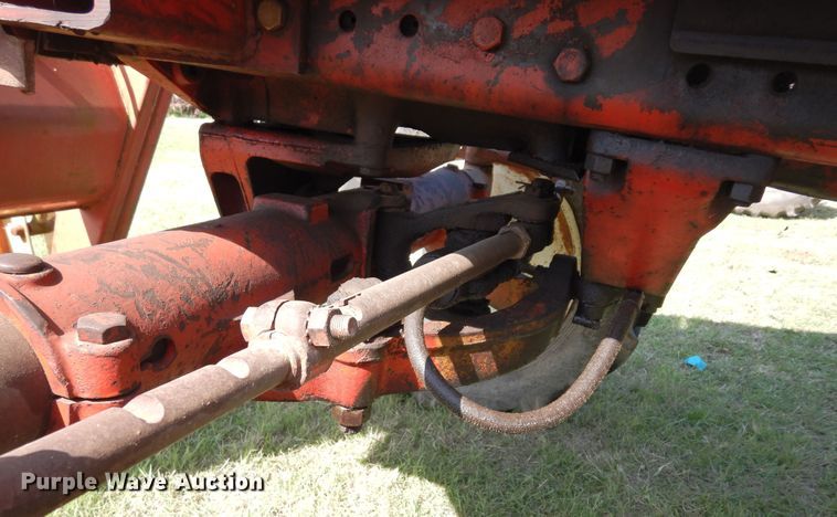 image for item DK0353 International F1586  tractor