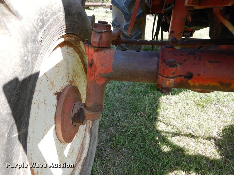 image for item DK0353 International F1586  tractor