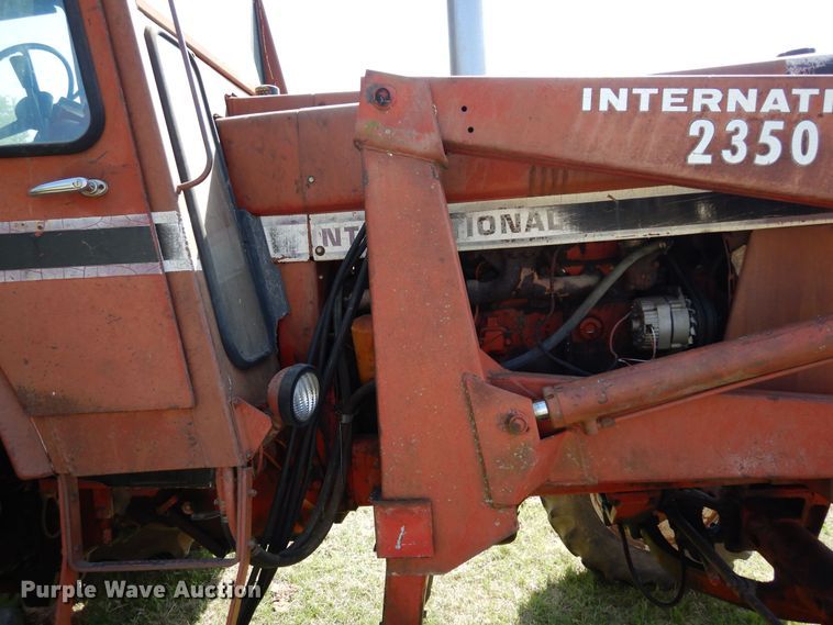 image for item DK0353 International F1586  tractor