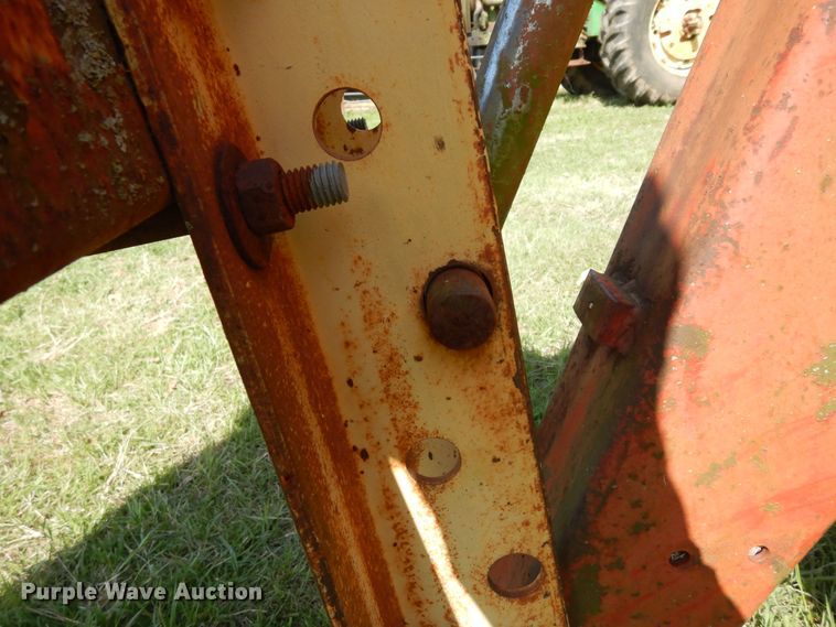 image for item DK0353 International F1586  tractor