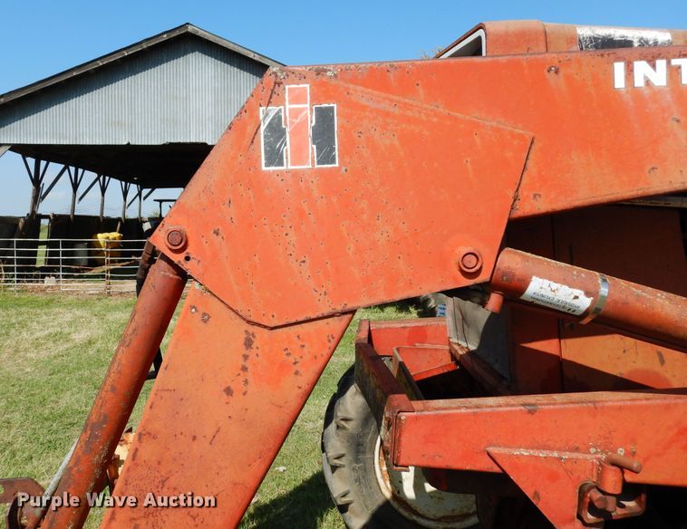 image for item DK0353 International F1586  tractor