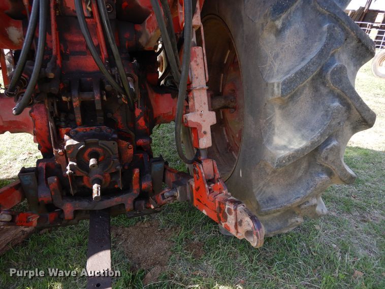 image for item DK0353 International F1586  tractor