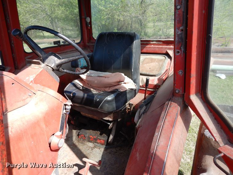 image for item DK0353 International F1586  tractor