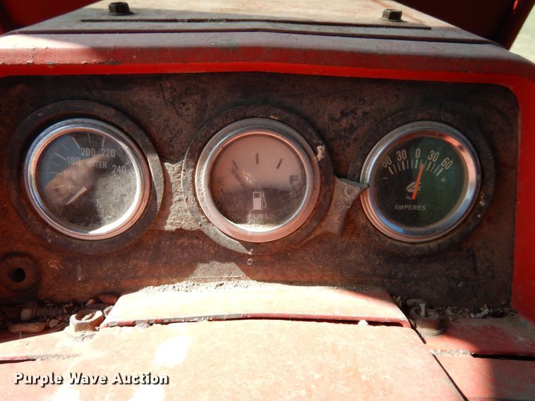 image for item DK0353 International F1586  tractor