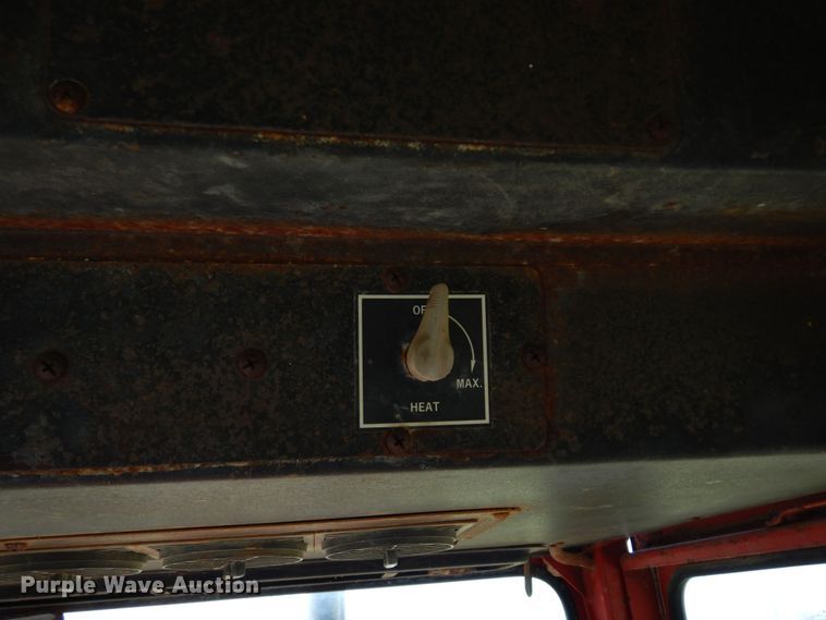 image for item DK0353 International F1586  tractor