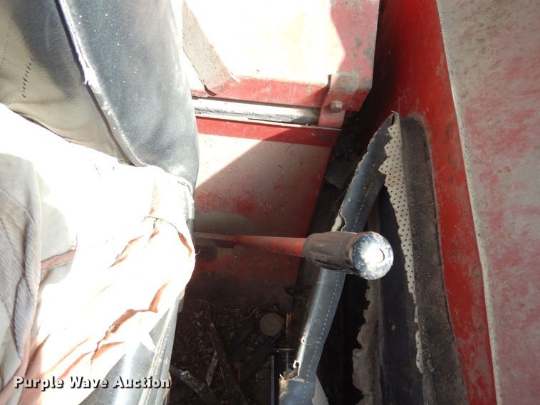 image for item DK0353 International F1586  tractor