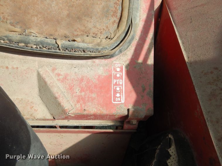 image for item DK0353 International F1586  tractor