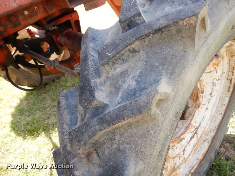 image for item DK0353 International F1586  tractor