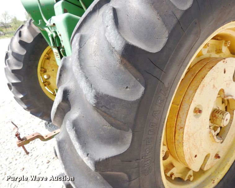 image for item DK0355 1966 John Deere 3020  tractor