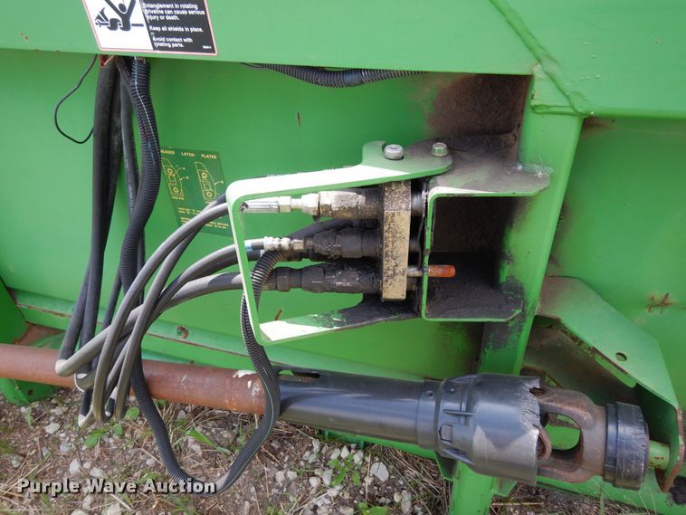 image for item DK0356 John Deere 635R  draper head