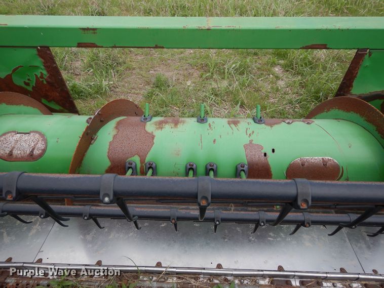image for item DK0356 John Deere 635R  draper head