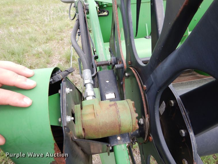 image for item DK0356 John Deere 635R  draper head