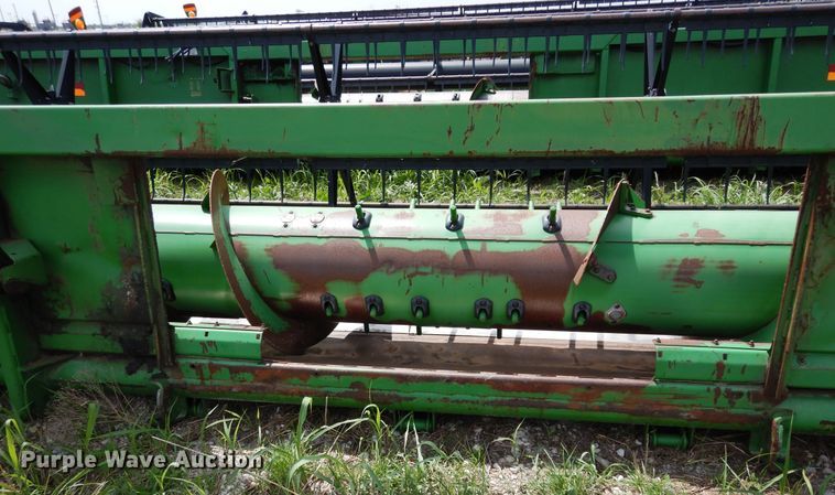 image for item DK0356 John Deere 635R  draper head