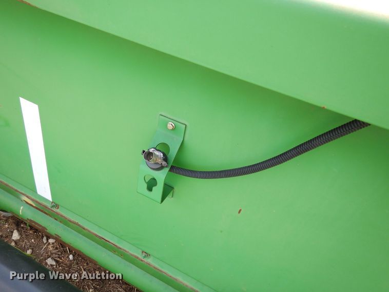 image for item DK0356 John Deere 635R  draper head