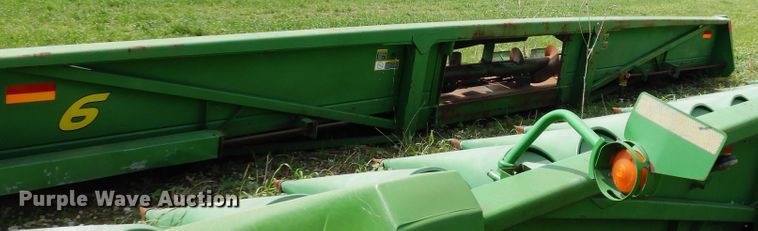 image for item DK0357 John Deere  corn head