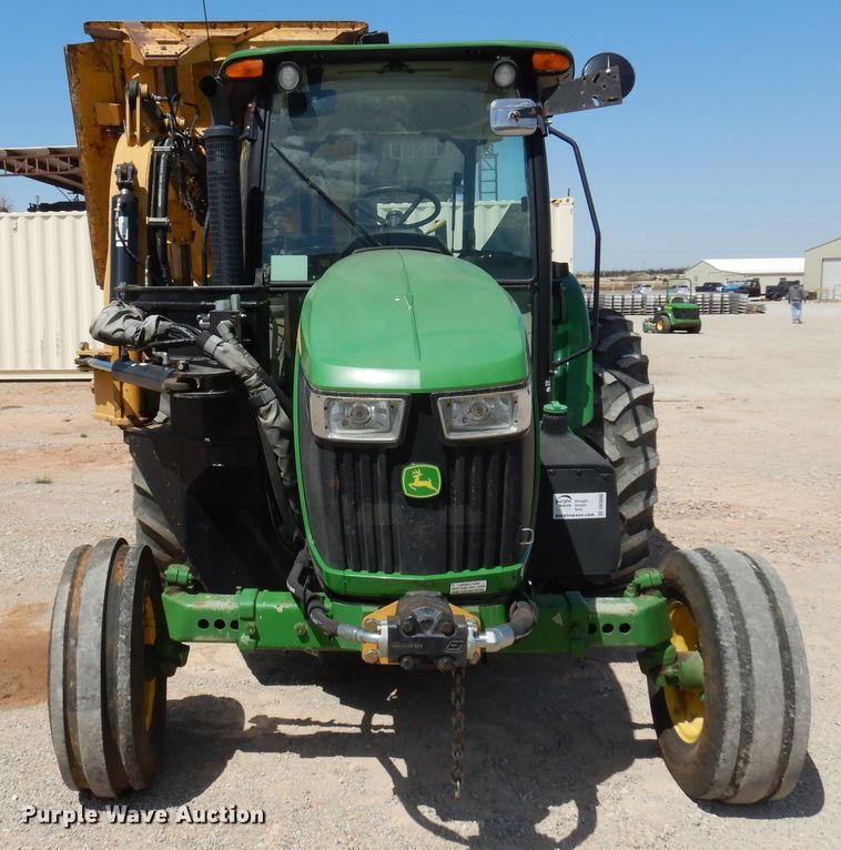 image for item DK0800 2011 John Deere 5085M  tractor
