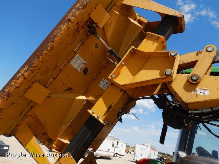 image for item DK0800 2011 John Deere 5085M  tractor