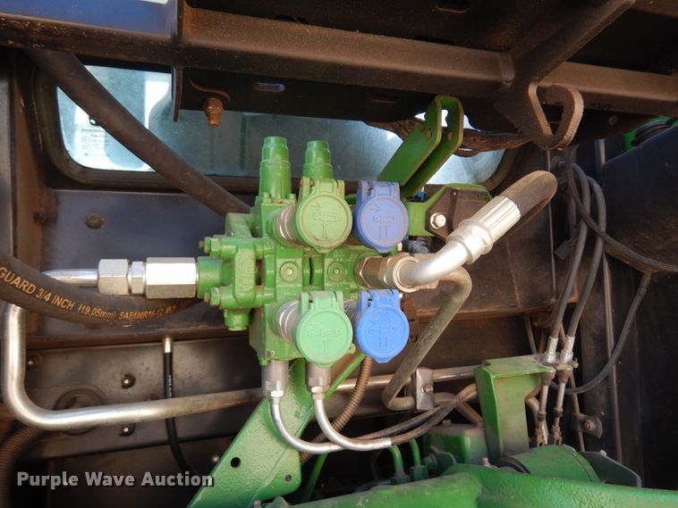 image for item DK0800 2011 John Deere 5085M  tractor