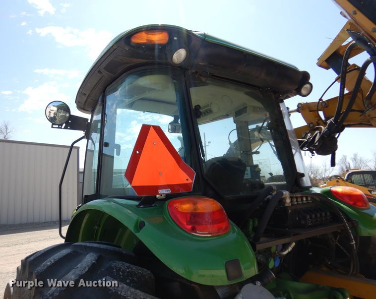 image for item DK0800 2011 John Deere 5085M  tractor