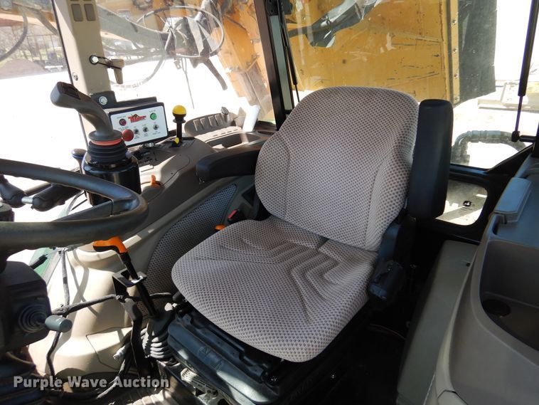 image for item DK0800 2011 John Deere 5085M  tractor