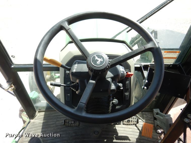 image for item DK0800 2011 John Deere 5085M  tractor