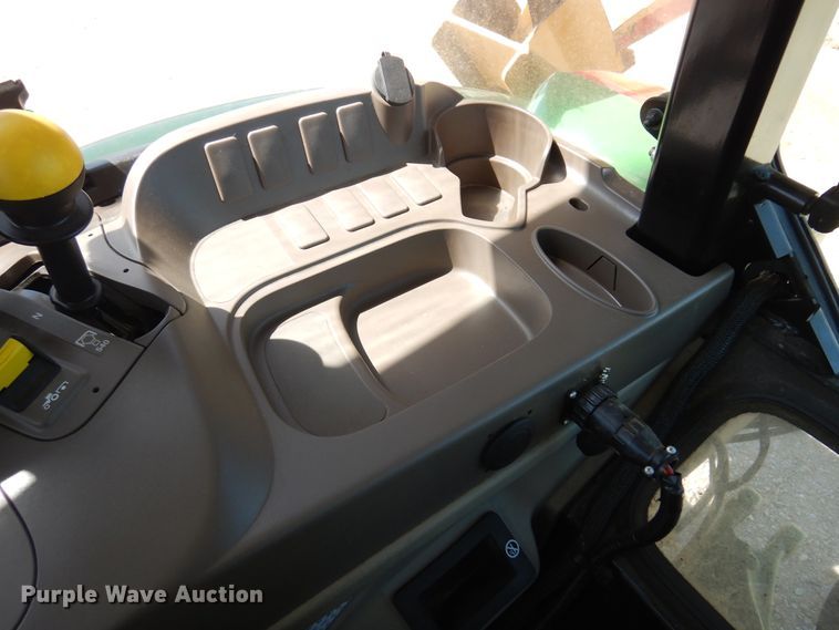 image for item DK0800 2011 John Deere 5085M  tractor