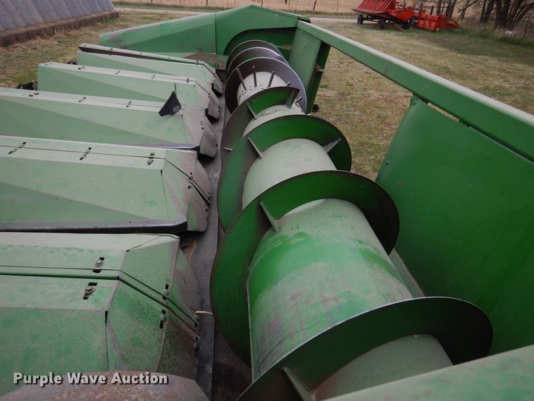 image for item DK0822 John Deere 653  all-crop head