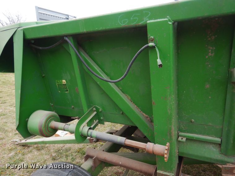 image for item DK0822 John Deere 653  all-crop head