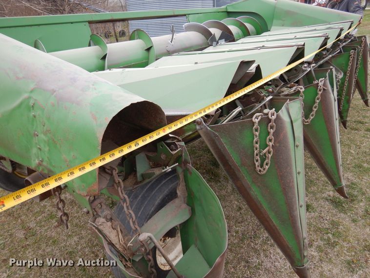 image for item DK0822 John Deere 653  all-crop head