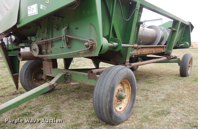 image for item DK0822 John Deere 653  all-crop head