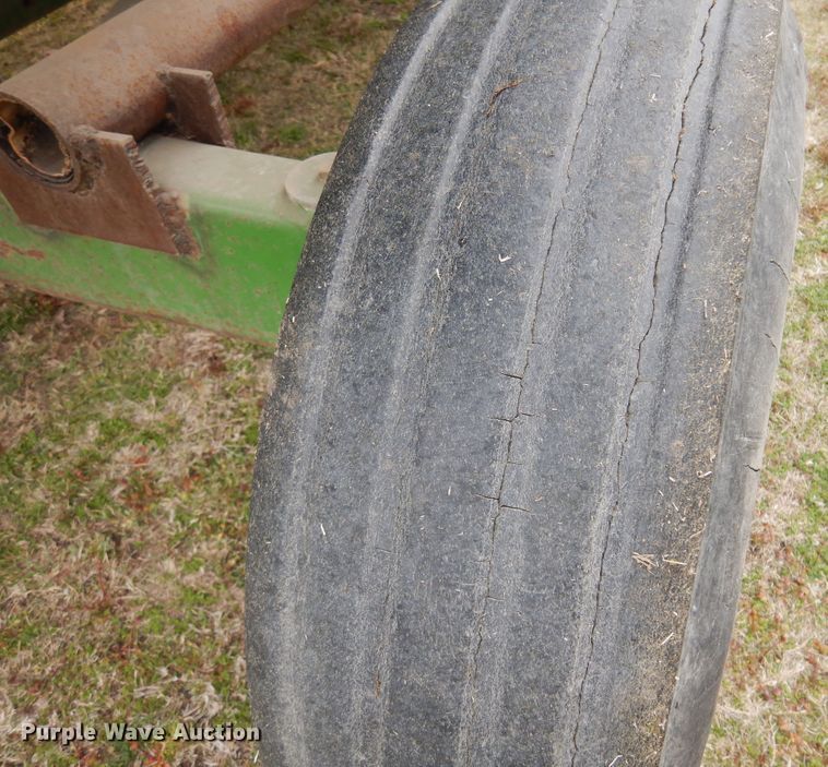 image for item DK0822 John Deere 653  all-crop head