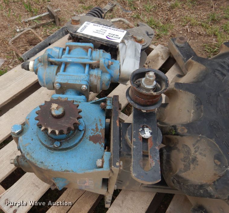 image for item DK0824 John Blue LM4455  ground drive meter pump