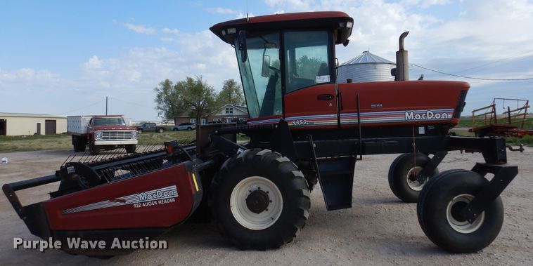 image for item DK0836 2002 MacDon 9352  windrower