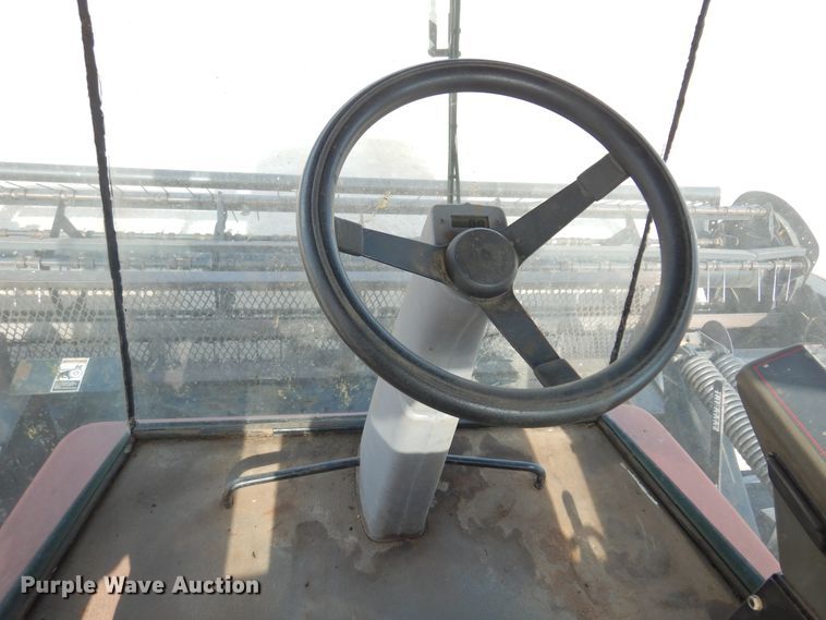 image for item DK0836 2002 MacDon 9352  windrower