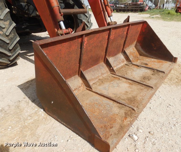 image for item DK0839 2009 Case IH Maxxum 125  MFWD tractor