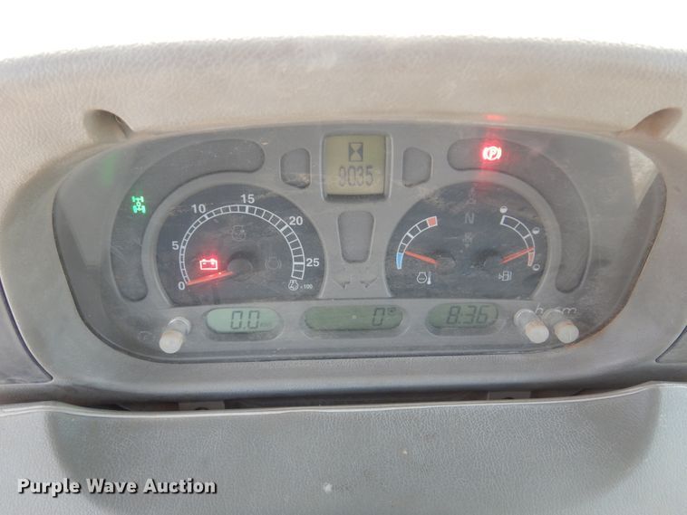 image for item DK0839 2009 Case IH Maxxum 125  MFWD tractor