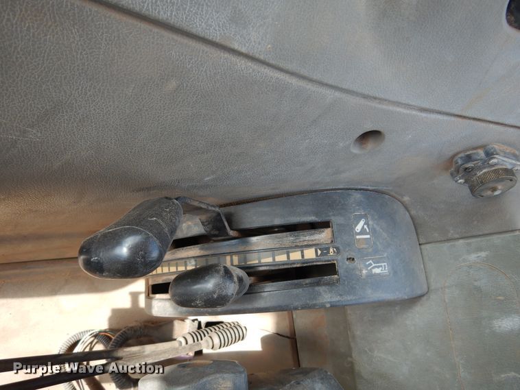 image for item DK0839 2009 Case IH Maxxum 125  MFWD tractor