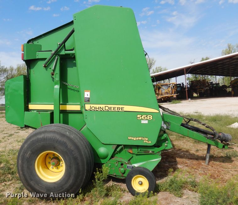 image for item DK0840 2007 John Deere 568  round baler