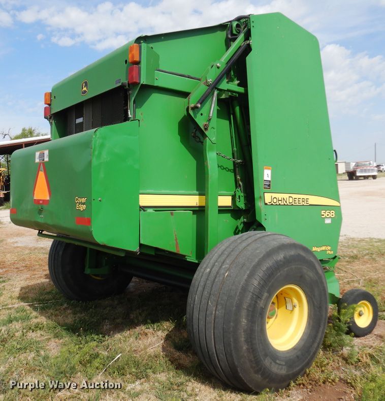 image for item DK0840 2007 John Deere 568  round baler