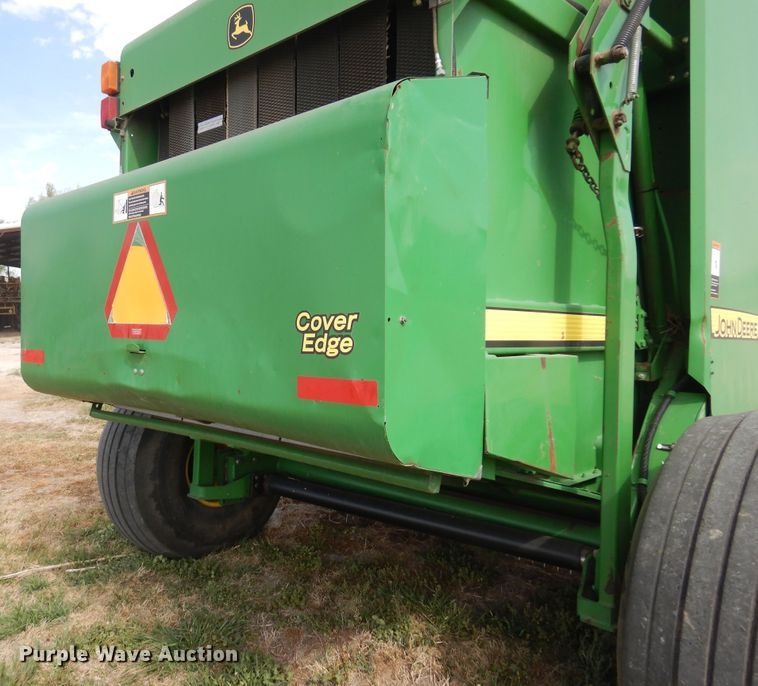 image for item DK0840 2007 John Deere 568  round baler