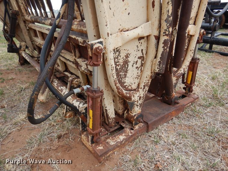 image for item DK0856 C&S  livestock squeeze chute