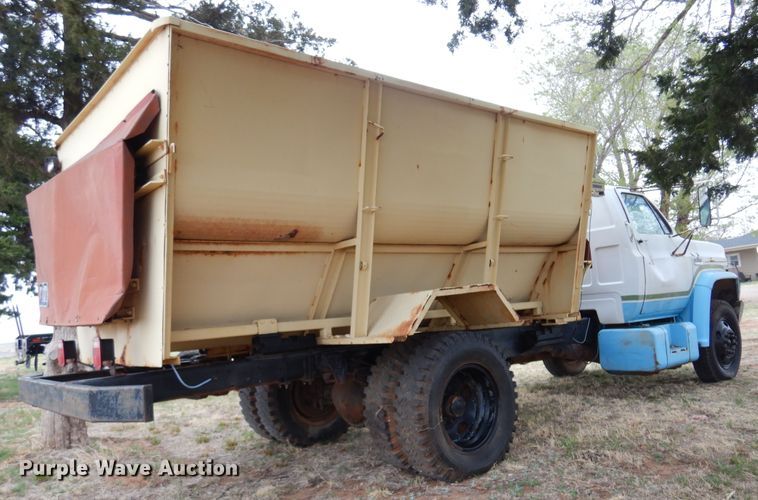 image for item DK0857 1979 GMC 6000  feed mixer truck