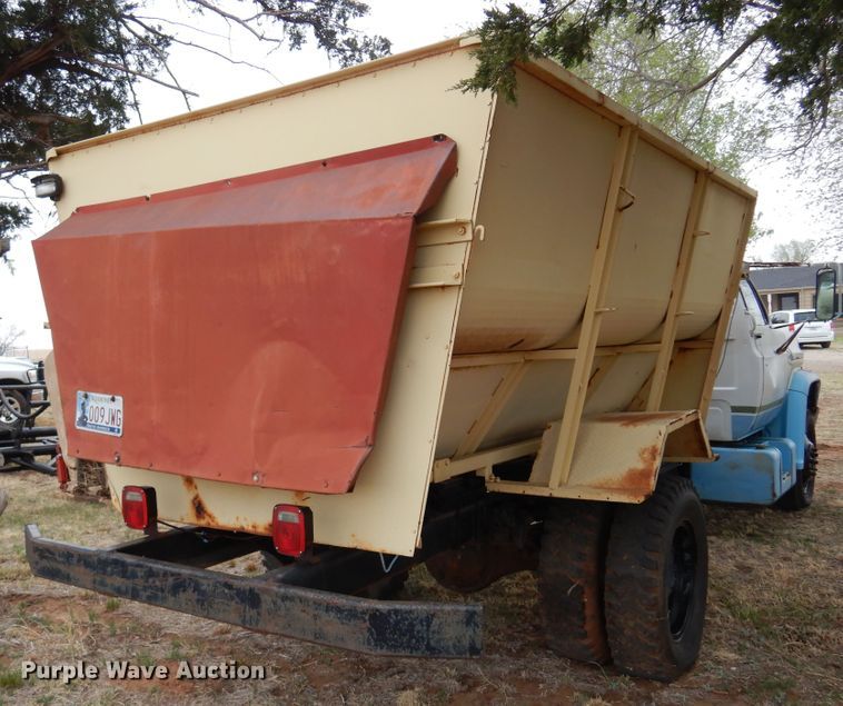 image for item DK0857 1979 GMC 6000  feed mixer truck