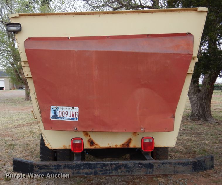 image for item DK0857 1979 GMC 6000  feed mixer truck