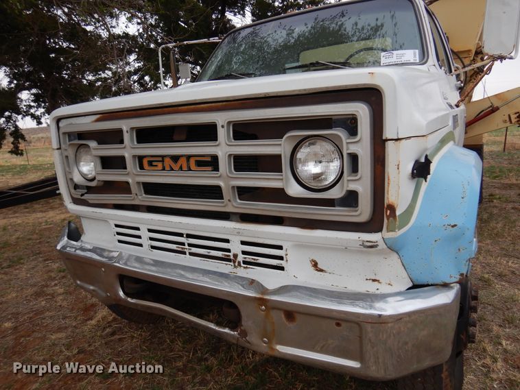 image for item DK0857 1979 GMC 6000  feed mixer truck