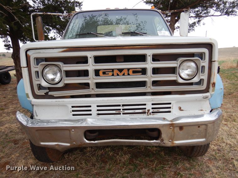 image for item DK0857 1979 GMC 6000  feed mixer truck