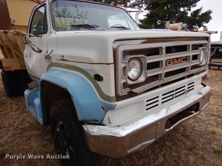 image for item DK0857 1979 GMC 6000  feed mixer truck