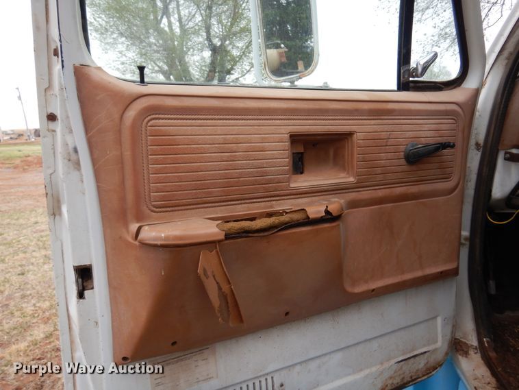 image for item DK0857 1979 GMC 6000  feed mixer truck